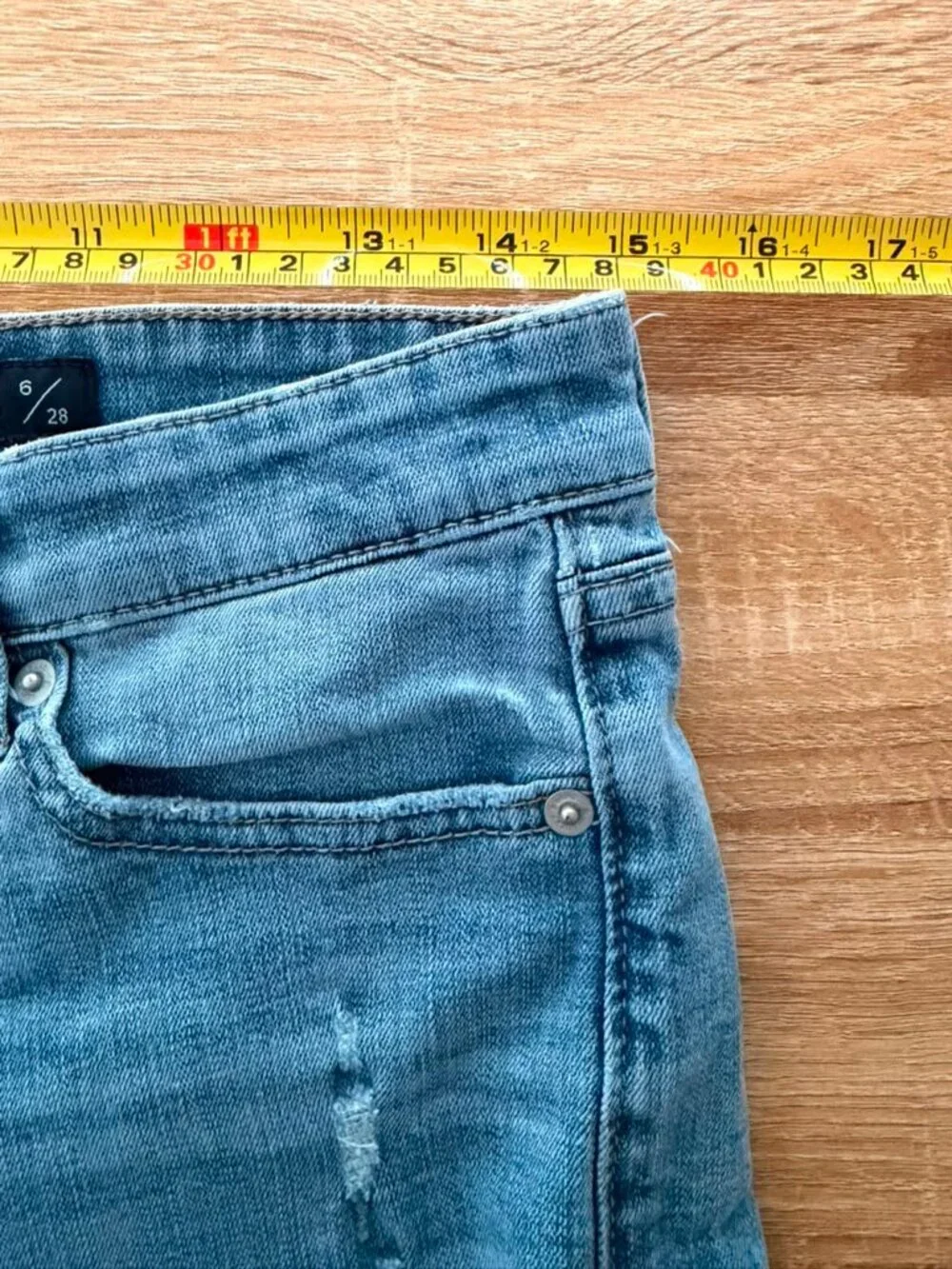 Lucky Brand The Cut Off Denim Shorts Women's Size 6/28 Distressed Raw Hem Stretc